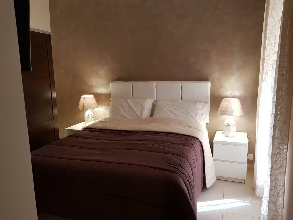 Villa Napoli Royal Flats Extérieur photo
